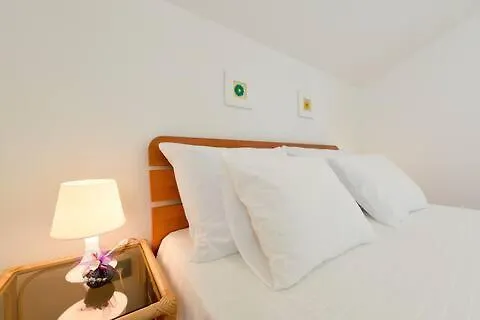Sunny Apartment Zadar